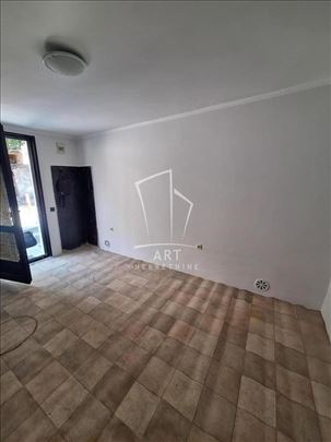Centar, Lomina, mereno 15m2 ID#11803