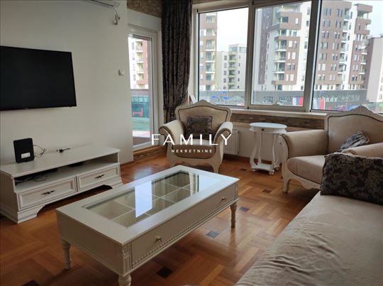 Luksuzan četvorosoban stan 91m² sa nameštajem  – B