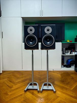 Magnat monitor supreme 200 sa stalcima