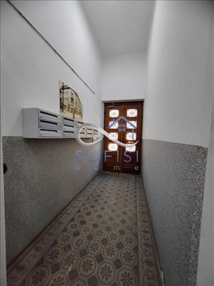 Novi Sad, Strogi centar- Snižena cena Trosoban sal