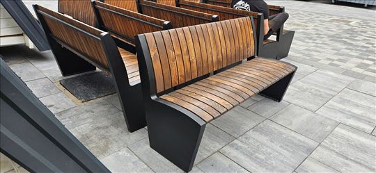 Parkovska klupa model PK 001