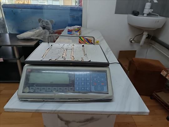 Rafovi, pult za kasu, elektronska vaga