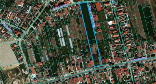 Surčin centar 74ara, građevinsko zemljište
