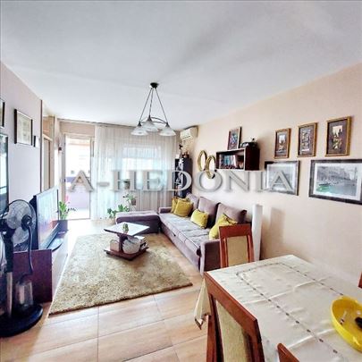 Blok 62, Nehruova, 3.5, renoviran, prelep pogled