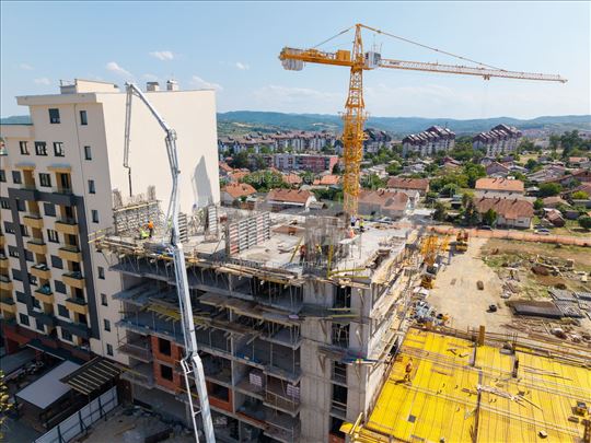 Četvorosoban stan na prodaju – Sokolis, 100 m²