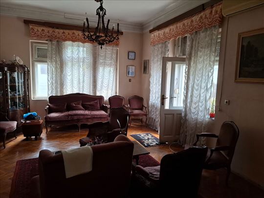 Kalemegdan, autentičan salonski stan