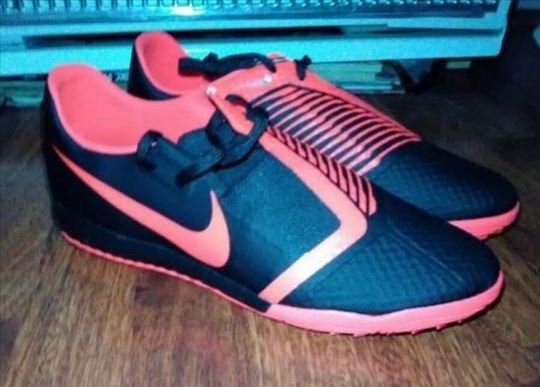 Patike Nike broj 44 nove