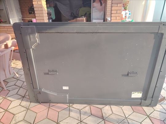 Prodajem panel na tač