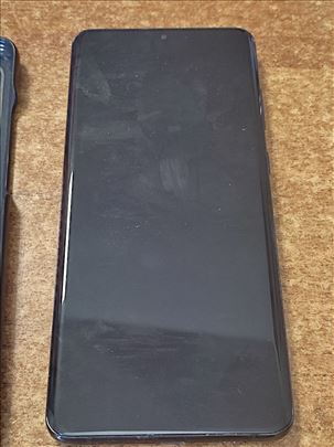 Samsung Galaxy S20 Ultra. Top stanje