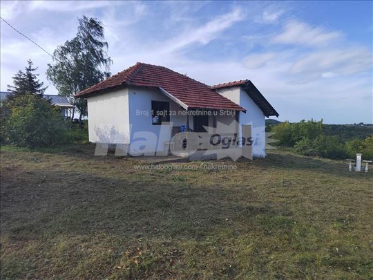 Vučkovica, plac do puta, odlična lokacija, 15 a