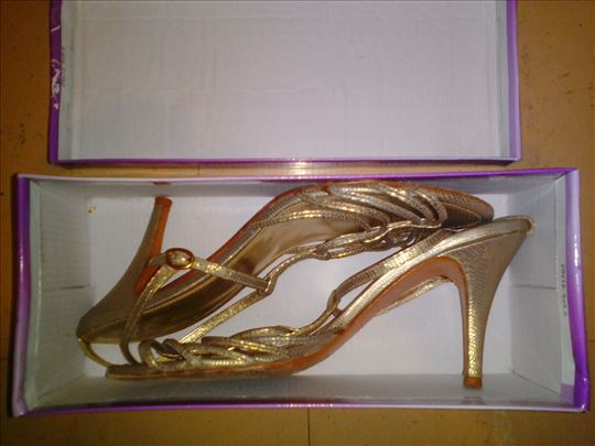 Ženske sandale Massimo Dutti broj 40