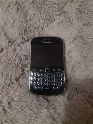 Blackberry 9900