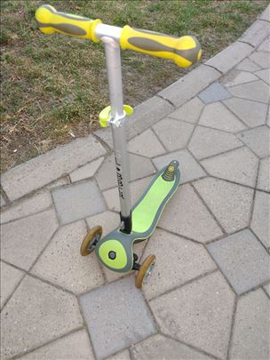 Globber trotinet