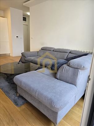 Izdavanje, stan, Sazonova, 56m2, Id1752