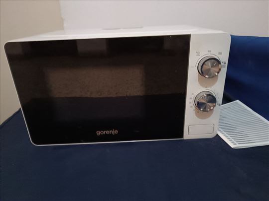 Na prodaju mikrotalasna Gorenje 