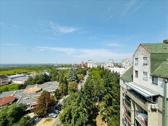 Najlepši deo Labudovog brda, funkcionalan 60+5m2