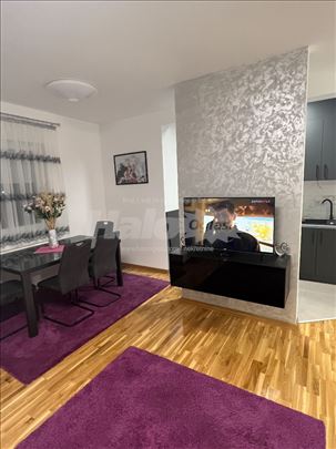 Odličan stan novogradnja