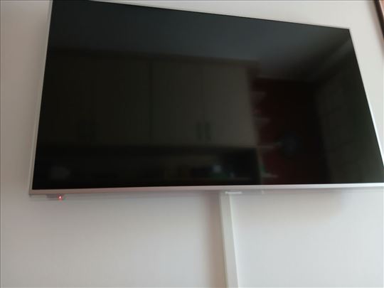 Panasonic Smart Viera TX-L39E6E