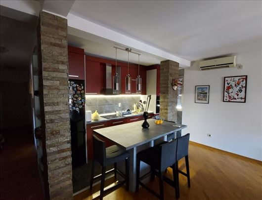 Voždovac, Lekino brdo, 3.0, 72m2