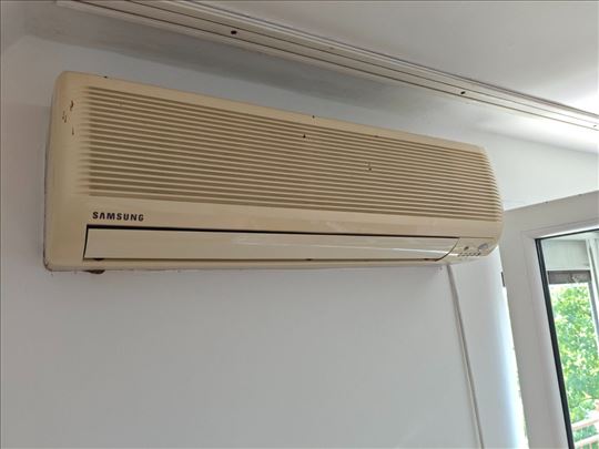 Samsung klima uređaj 9btu