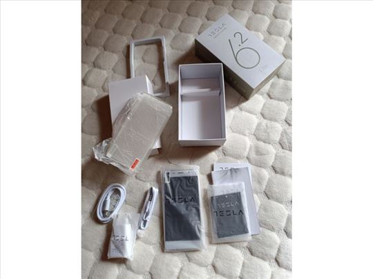 Tesla smartphone 6.2