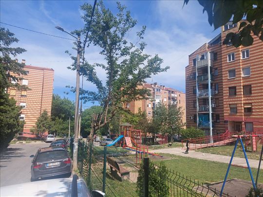 Žarkovo-Zmajevačka 1.0, adaptibilan u 2.0, 40m2