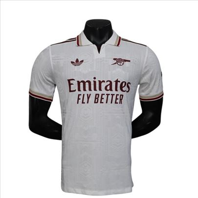 Arsenal 2025/2026 dres treca garnitura