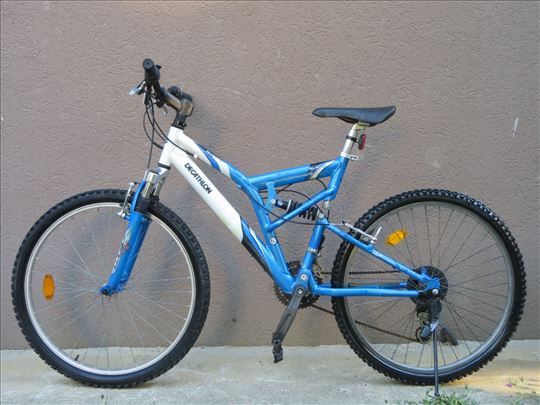 Bicikl- MTB Decathlon rockrider 6,1 26" Alu