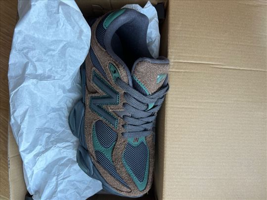 New Balance 9060