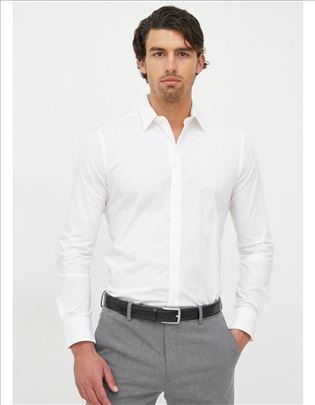 Sisley košulja 42 Slim fit novo etiketa
