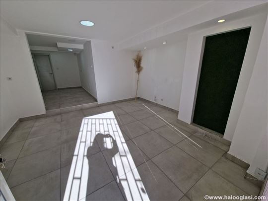 Banovo brdo, Trebevićka, 30 m2, kod vrtića Bajka
