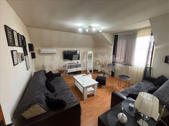 Dvosoban stan, 53m2, uknjižen, Ul Bruski put