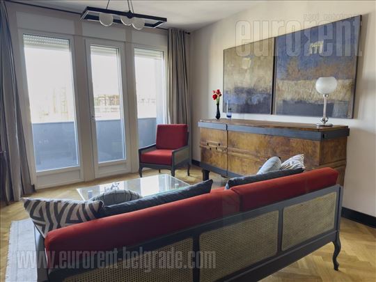 ID#46894, Izdavanje, Stan, Trg republike, 70 m2