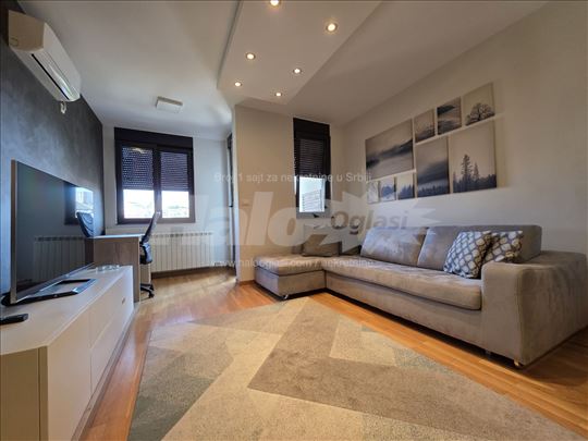 Moderan 2.0 stan kod BEO Shopping centra 48m2