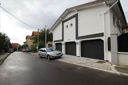 Odlična kuća za poslovni prostor, ID 9079