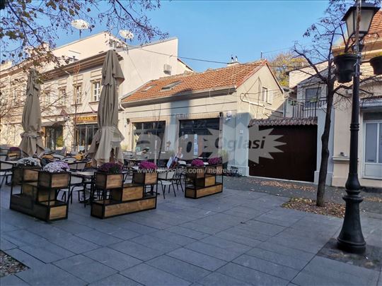 Poslovni prostor u centru Zemun, 35 m2