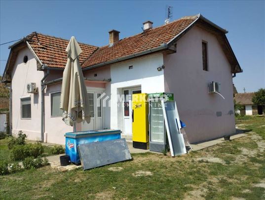 Prizemna kuća 95m2 sa velikim dvorištem, Novi Beče