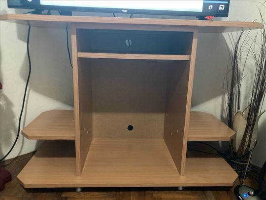 Tv komoda
