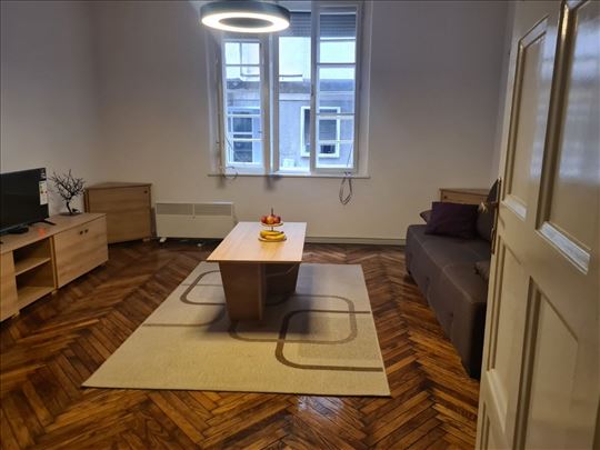Vračar,Hadži Ðerina,40 m2, namešten