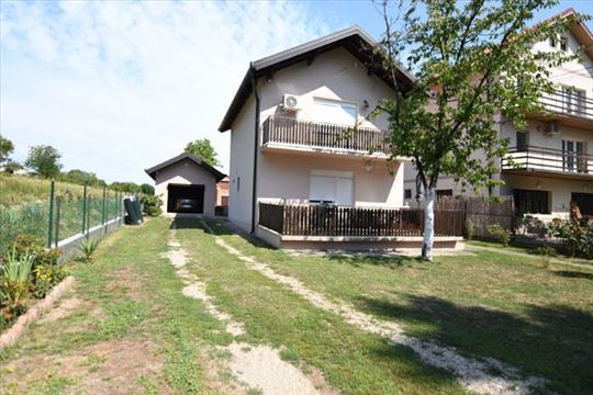VRČIN – lep dom, odlična vikendica