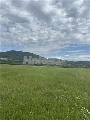 Prodaja odličnih placeva od 15ari-17ari na Kosmaju
