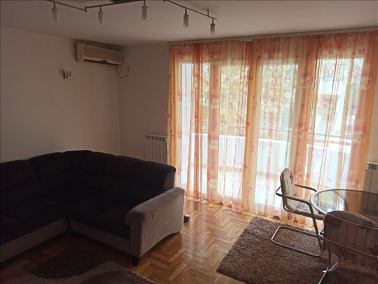 Prodajemo odličan 2.0 stan, 55m2, Jove Ilića