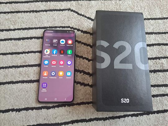 Samsung S20 duos 8GB/128GB, odličan, kutija