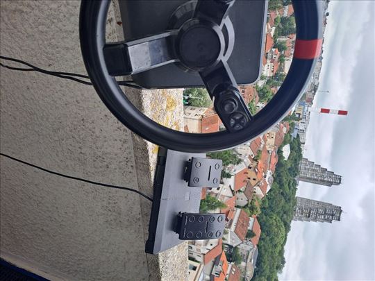 Volan i pedale za pc