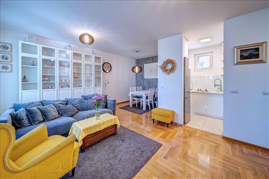 Duplex u blizini Južnog bulevara