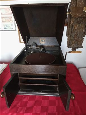 Gramofon kabinet 
