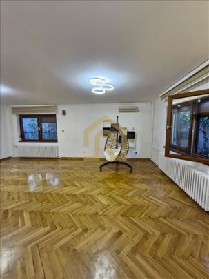 Izdavanje, pp, Koste Racina, 150m2, Id1759