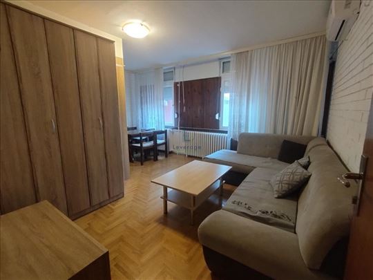 Novi Merkator, 30 m2