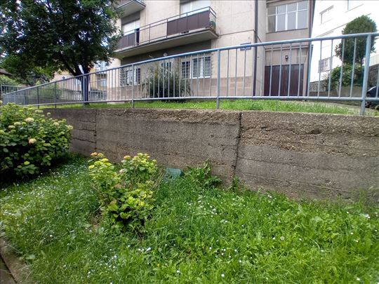 Odličan četvorosoban stan na dobroj lokaciji 