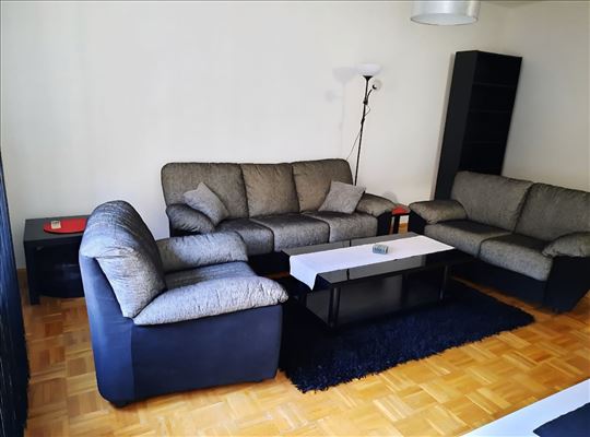 SJAJNA ponuda! Komforan, svetao, dvosoban stan!